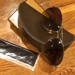 Gucci aviator sunglasses